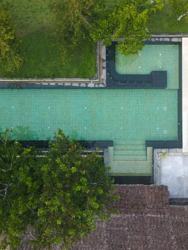 สระว่ายน้ำ รีสอร์ทเชียงดาว Azalea Village